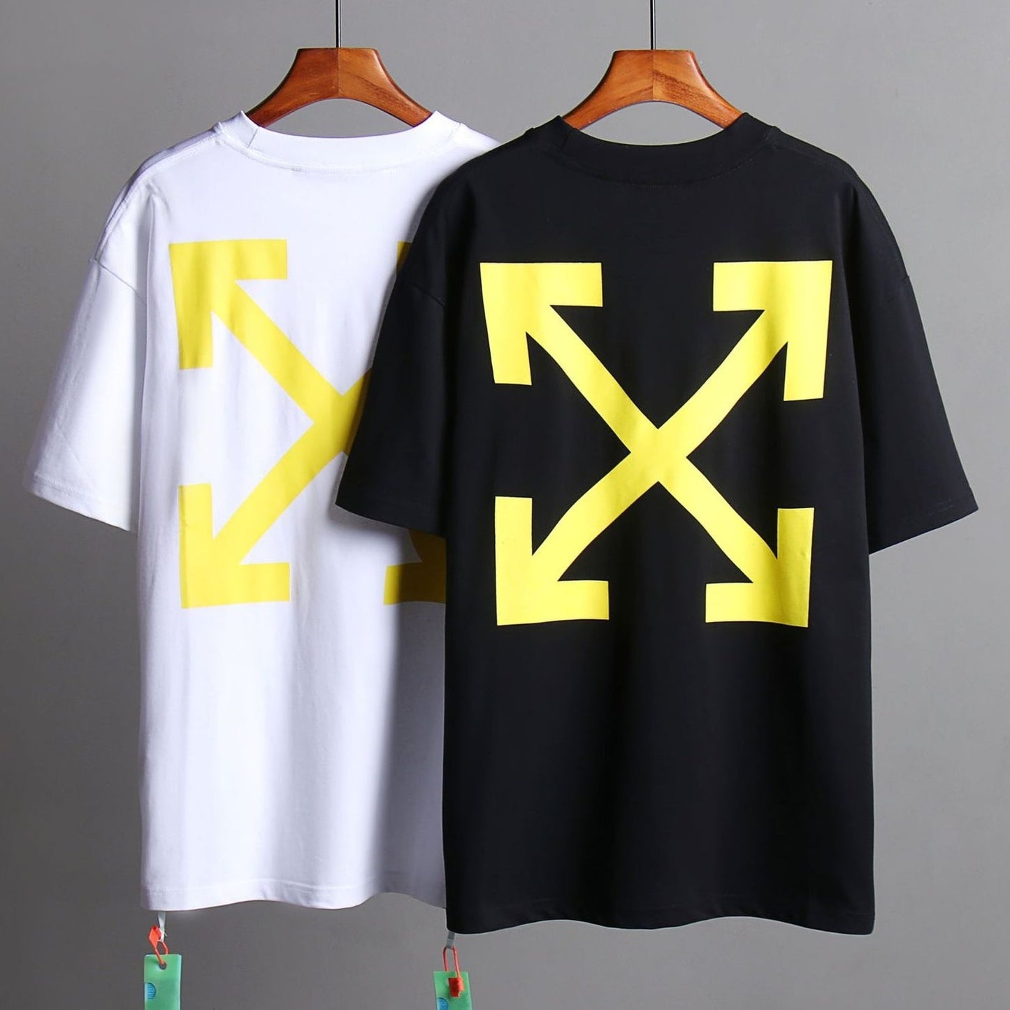 Off-White Arrow Logo Cotton T-shirt
