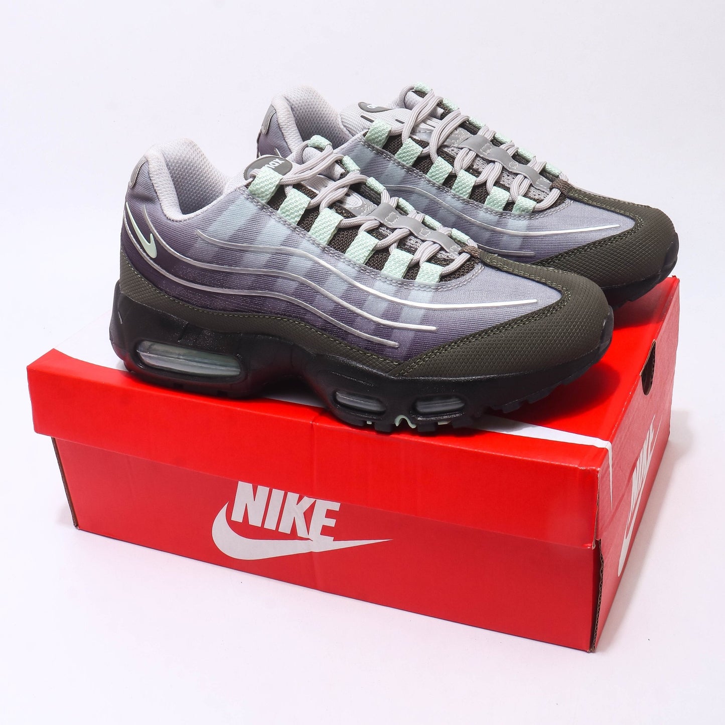 NIKE Air Max 95 Men's and Women's Running Shoes -3