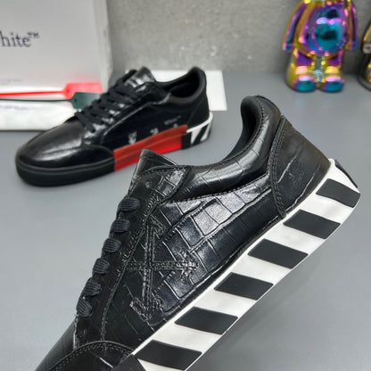 Off-White Arrow leather sneakers#36