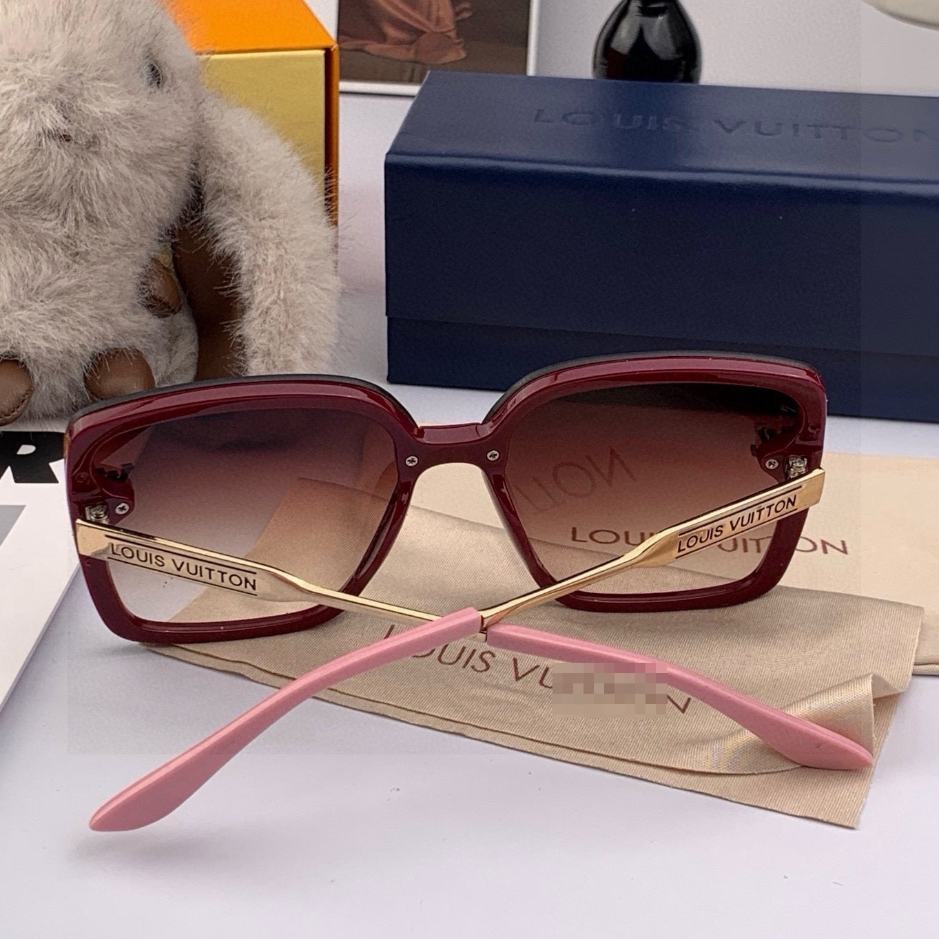 Louis Vuitton Rimless Sunglasses – Gradient Pink-Brown | Lightweight Luxury Eyewear