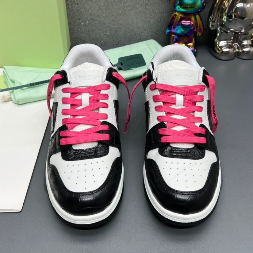 Off-White Arrow Logo Leather Sneakers #41