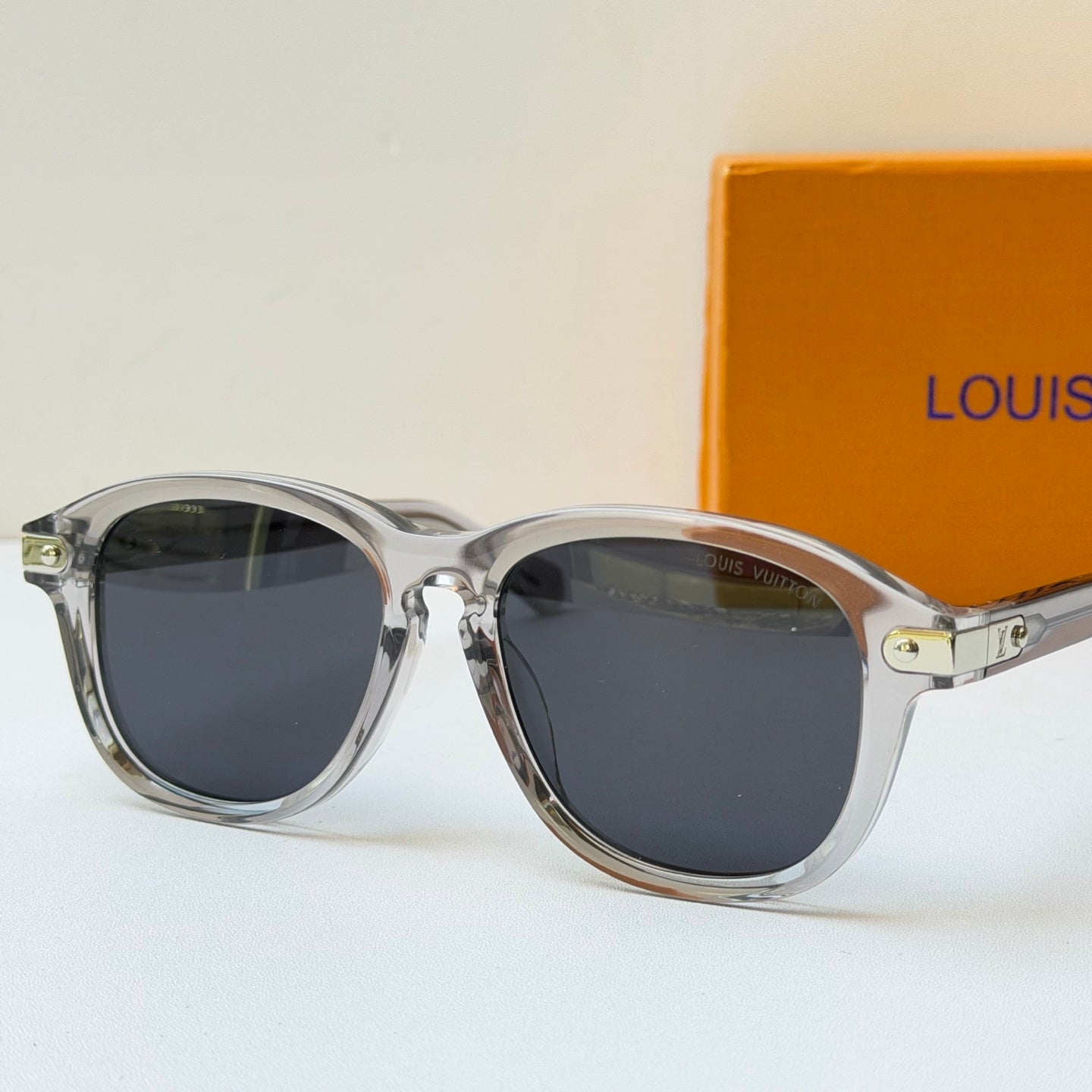 Louis Vuitton Sunglasses | UV400 Protection | Premium Fashion Eyewear