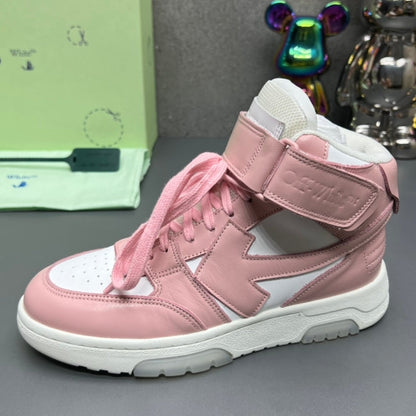 Off-White Arrow Logo Leather Sneakers #35