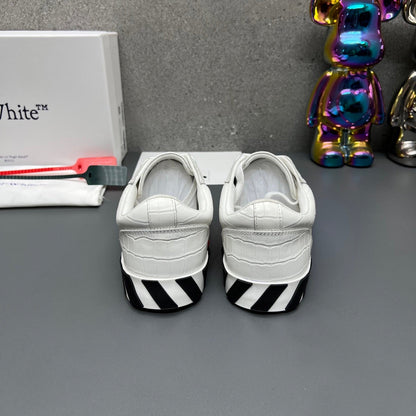 Off-White Arrow leather sneakers#36