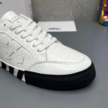 Off-White Arrow leather sneakers#36